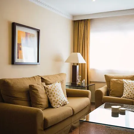 Florit Flats - Cozy 2 Bedroom By The Of Arts And Science Apartment *
