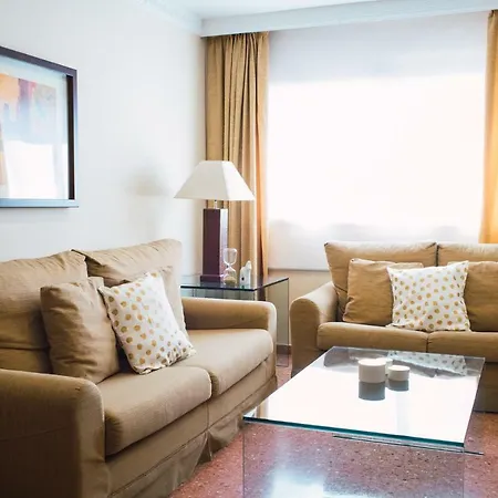Florit Flats - Cozy 2 Bedroom By The Of Arts And Science Apartment *