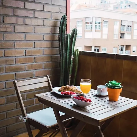 Florit Flats - Cozy 2 Bedroom By The Of Arts And Science
